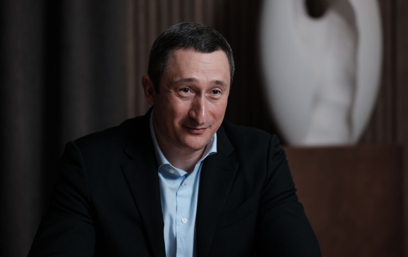 Сам  прийшов у НАБУ: міністру нацєдності Чернишову вручили підозру
