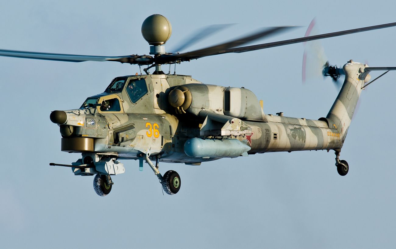 Українські дрони “дістали” вертольоти Мі-28 і Мі-17 у Воронезькій області (відео)